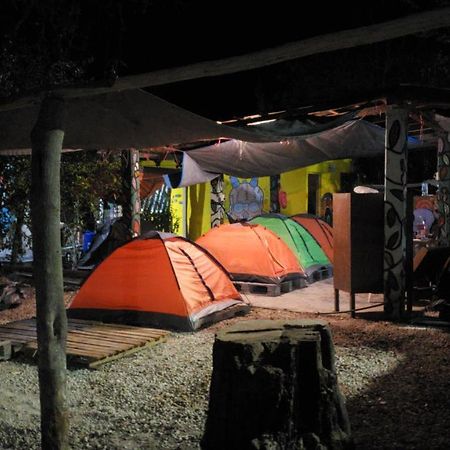 باكالار Hostal Y Camping Las G المظهر الخارجي الصورة