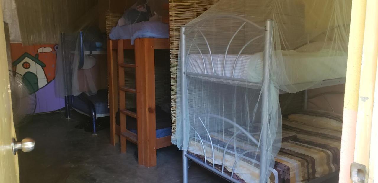 باكالار Hostal Y Camping Las G المظهر الخارجي الصورة