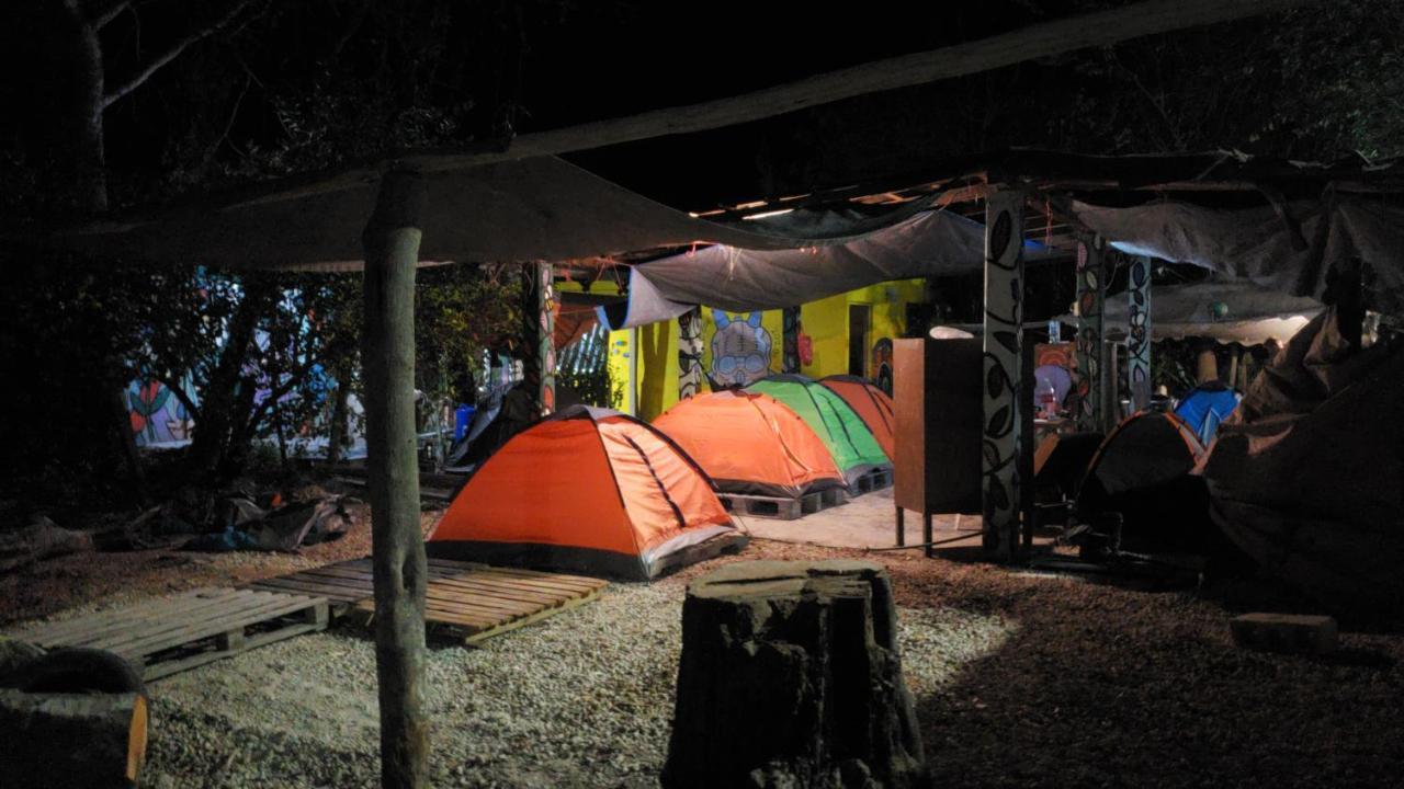 باكالار Hostal Y Camping Las G المظهر الخارجي الصورة