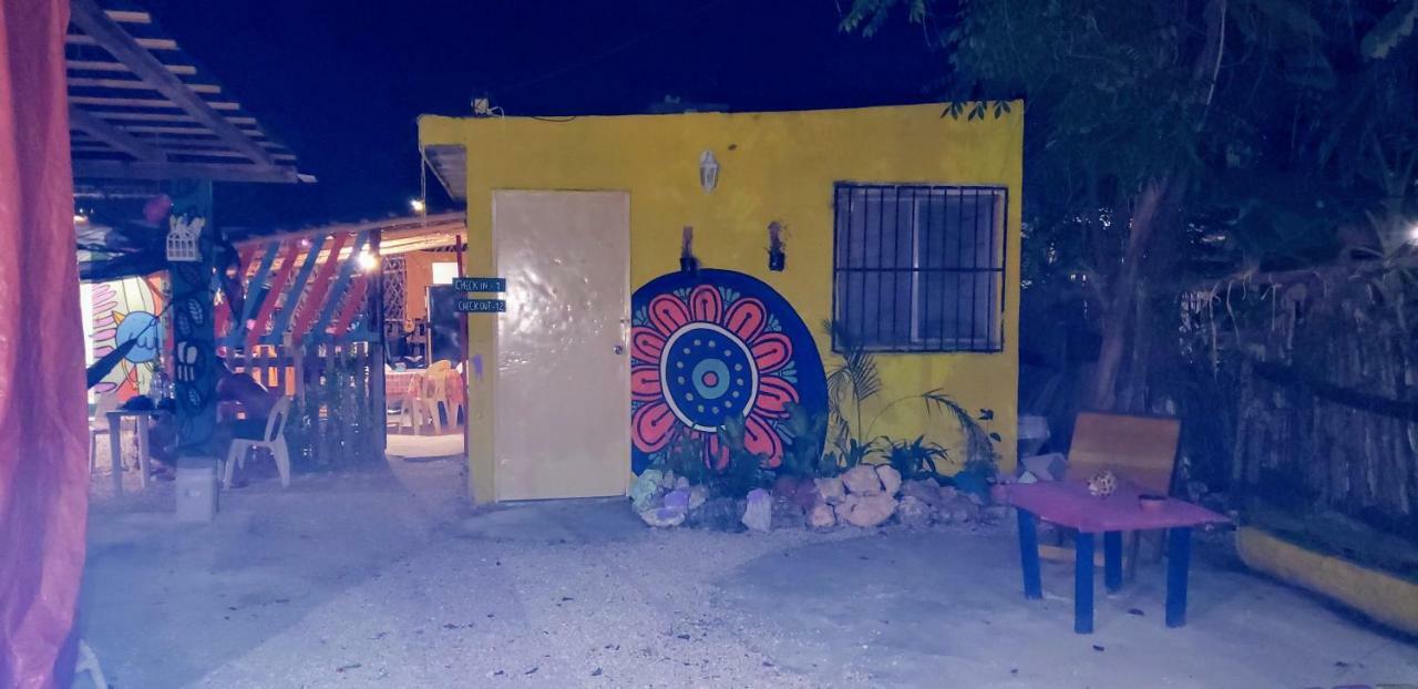 باكالار Hostal Y Camping Las G المظهر الخارجي الصورة
